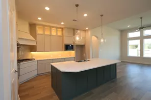 124 Silverbow Crk Wy, Conroe, TX 77304 - Photo 5