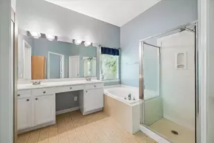 7906 Sinfonia Dr, Houston, TX 77040 - Photo 7