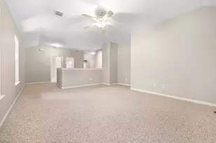 5610 Brazos Springs Dr, Sugar Land, TX 77479 - Photo 17