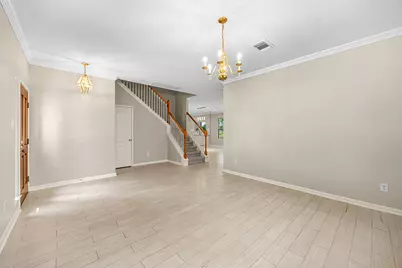5610 Brazos Springs Drive, Sugar Land, TX 77479 - Photo 5