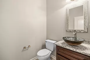 5610 Brazos Springs Dr, Sugar Land, TX 77479 - Photo 15