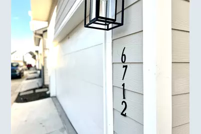 6712 Parker Oaks Lane, Houston, TX 77076 - Photo 7