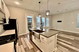 6712 Parker Oaks Ln, Houston, TX 77076 - Photo 17