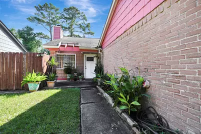 8642 Flower Path Street, Houston, TX 77044 - Photo 3