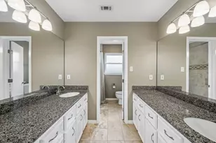 1446 Davon Ln, Houston, TX 77058 - Photo 27