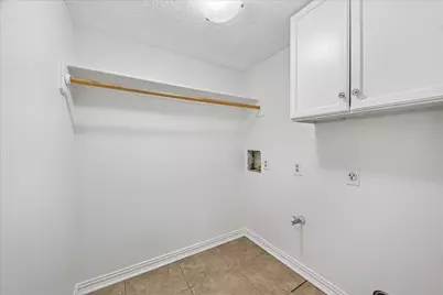 8915 Lakeside Forest Drive, Houston, TX 77088 - Photo 17