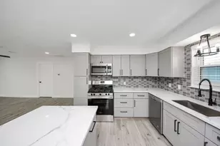 485 Pompano St, Bayou Vista, TX 77563 - Photo 13