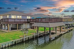 485 Pompano St, Bayou Vista, TX 77563 - Photo 1