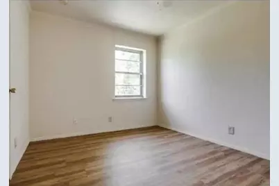 11204 Erich Drive, Balch Springs, TX 75180 - Photo 9