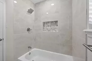 1221 Cedar Post Ln, Houston, TX 77055 - Photo 15