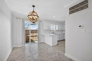 1221 Cedar Post Ln, Houston, TX 77055 - Photo 7