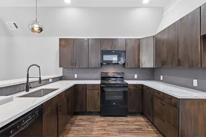 1834 Woodvine Drive, Houston, TX 77055 - Photo 5