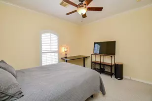 2831 Briarhurst Park, Houston, TX 77057 - Photo 11