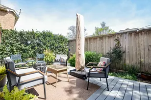 2831 Briarhurst Park, Houston, TX 77057 - Photo 19