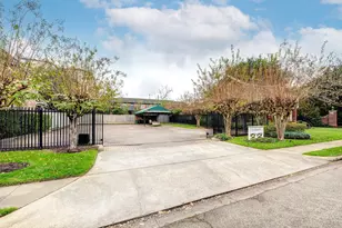 1215 Barkdull St, Houston, TX 77006 - Photo 17