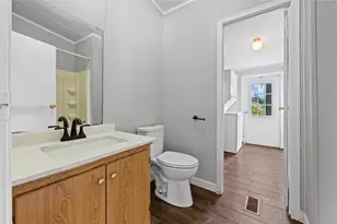 9623 Meadowvine Dr, Houston, TX 77044 - Photo 27