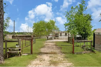 9623 Meadowvine Drive, Houston, TX 77044 - Photo 47