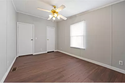 9623 Meadowvine Drive, Houston, TX 77044 - Photo 29