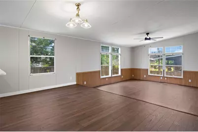 9623 Meadowvine Drive, Houston, TX 77044 - Photo 15