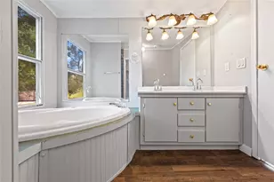 9623 Meadowvine Dr, Houston, TX 77044 - Photo 25