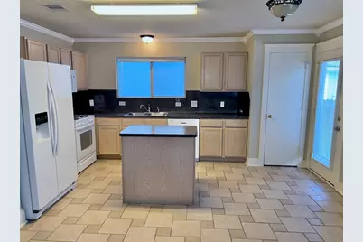 26848 Manor Crest Court, Kingwood, TX 77339 - Photo 3