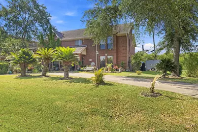 217 Baywood Street, Shoreacres, TX 77571 - Photo 3