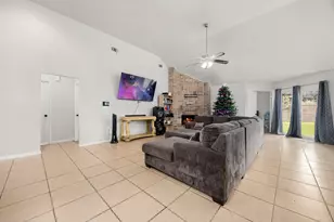 8730 Pines Pl Dr, Humble, TX 77346 - Photo 5