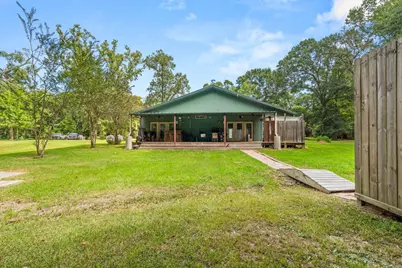451 W Main Drive, Shepherd, TX 77371 - Photo 31