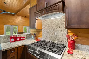 451 W Main Dr, Shepherd, TX 77371 - Photo 7