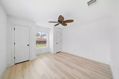 61 Trenwood Lane, Houston, TX 77022 - Photo 9