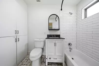 61 Trenwood Lane, Houston, TX 77022 - Photo 11