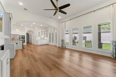 18 Dawning Flower Drive, Tomball, TX 77375 - Photo 33