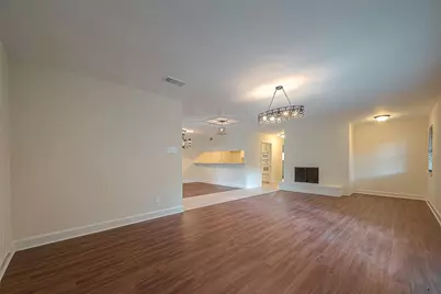 20 Champions Colony E, Houston, TX 77069 - Photo 9