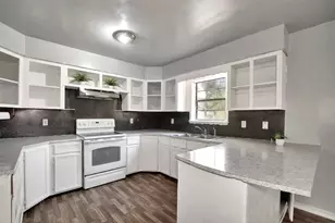 101 Bonnie Crk Dr, Coldspring, TX 77331 - Photo 7