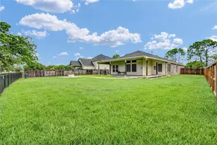 411 S Amherst Dr, West Columbia, TX 77486 - Photo 35