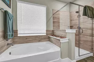 411 S Amherst Dr, West Columbia, TX 77486 - Photo 21