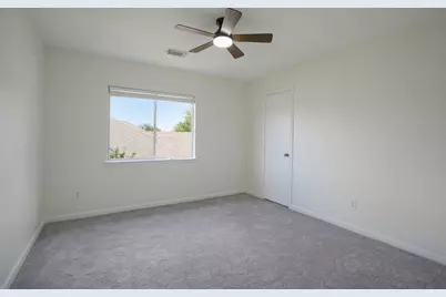 4419 Crossvine Avenue, Baytown, TX 77521 - Photo 23