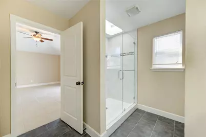 2122 Highland Hills Drive, Sugar Land, TX 77478 - Photo 23