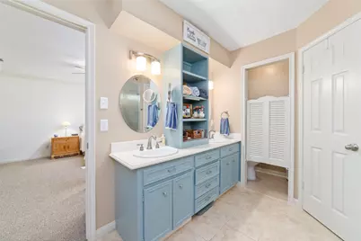 12511 Meadow Lake Drive, Houston, TX 77077 - Photo 19