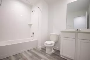 10217 Berkeley Spgs Trl, Houston, TX 77051 - Photo 11