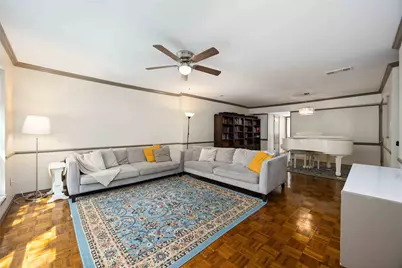 470 N Post Oak Lane #470, Houston, TX 77024 - Photo 9