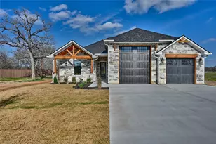 746 Lake Day Dr, Somerville, TX 77879 - Photo 1