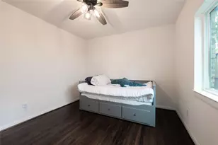 1218 Shadeland Dr, Houston, TX 77043 - Photo 25
