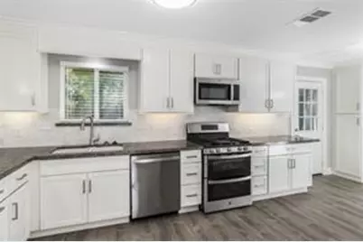 1539 Maux Drive, Houston, TX 77043 - Photo 11