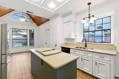5626 Spring Lodge Drive, Houston, TX 77345 - Photo 13