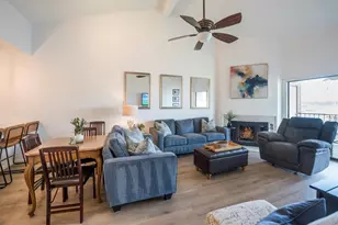 202 Lakeview Terrace, Conroe, TX 77356 - Photo 3