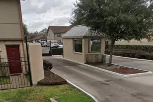 1701 Upland Dr, Houston, TX 77043 - Photo 27