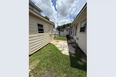 111 Inlane Street, Houston, TX 77012 - Photo 13