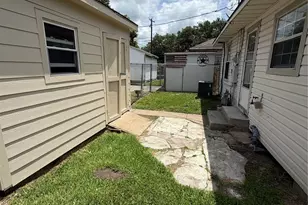 111 Inlane St, Houston, TX 77012 - Photo 13