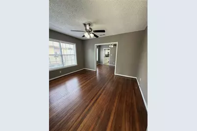 111 Inlane Street, Houston, TX 77012 - Photo 9